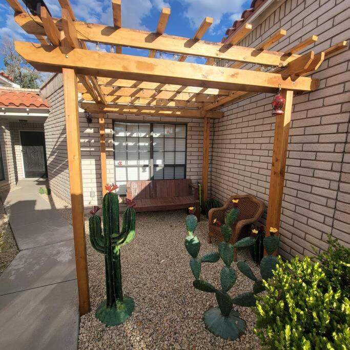 The Ritz Spa Sanctuary Hot Tub/Patio/Fam/Pet لاس كروسيس، نيومكسيكو المظهر الخارجي الصورة